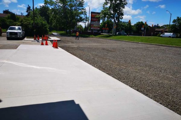 concrete-side-walk-mississauga-contractor